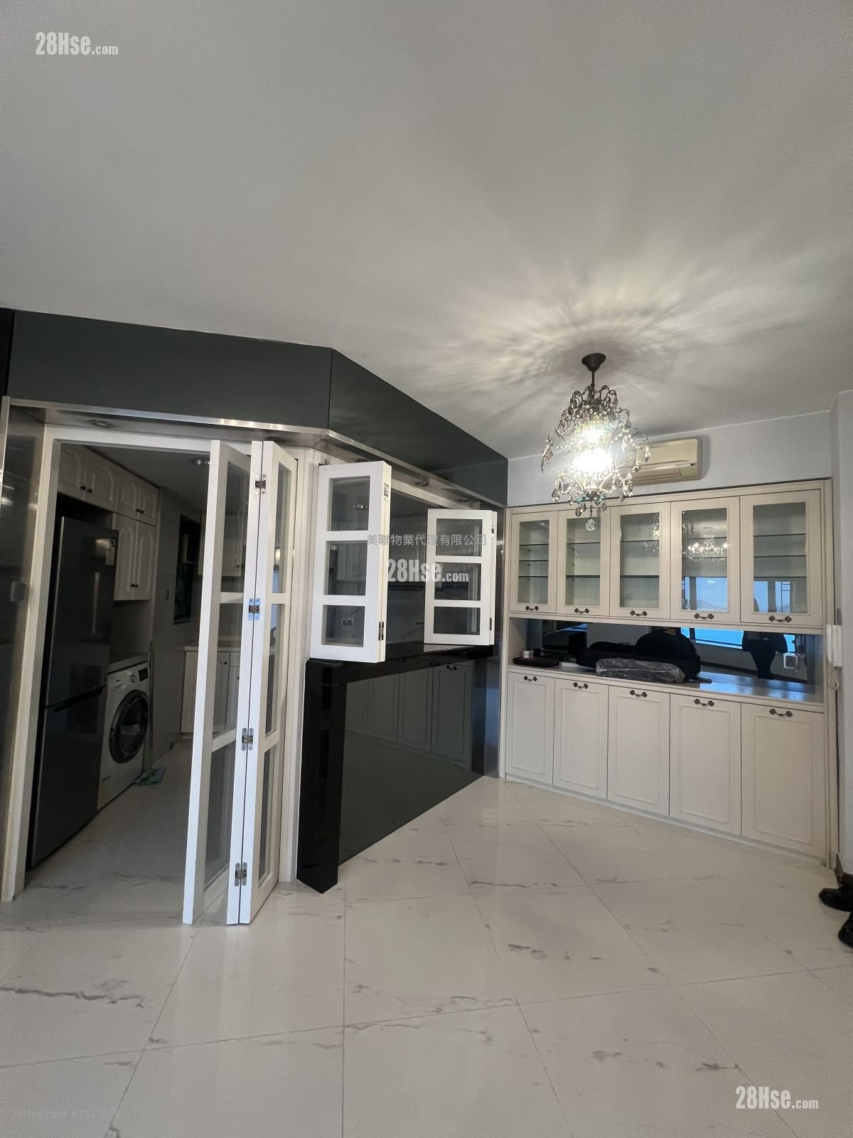 維港灣 租盤 4 房 , 2 浴室 894 平方呎 維港灣 租盤 4 房 , 2 浴室 894 平方呎