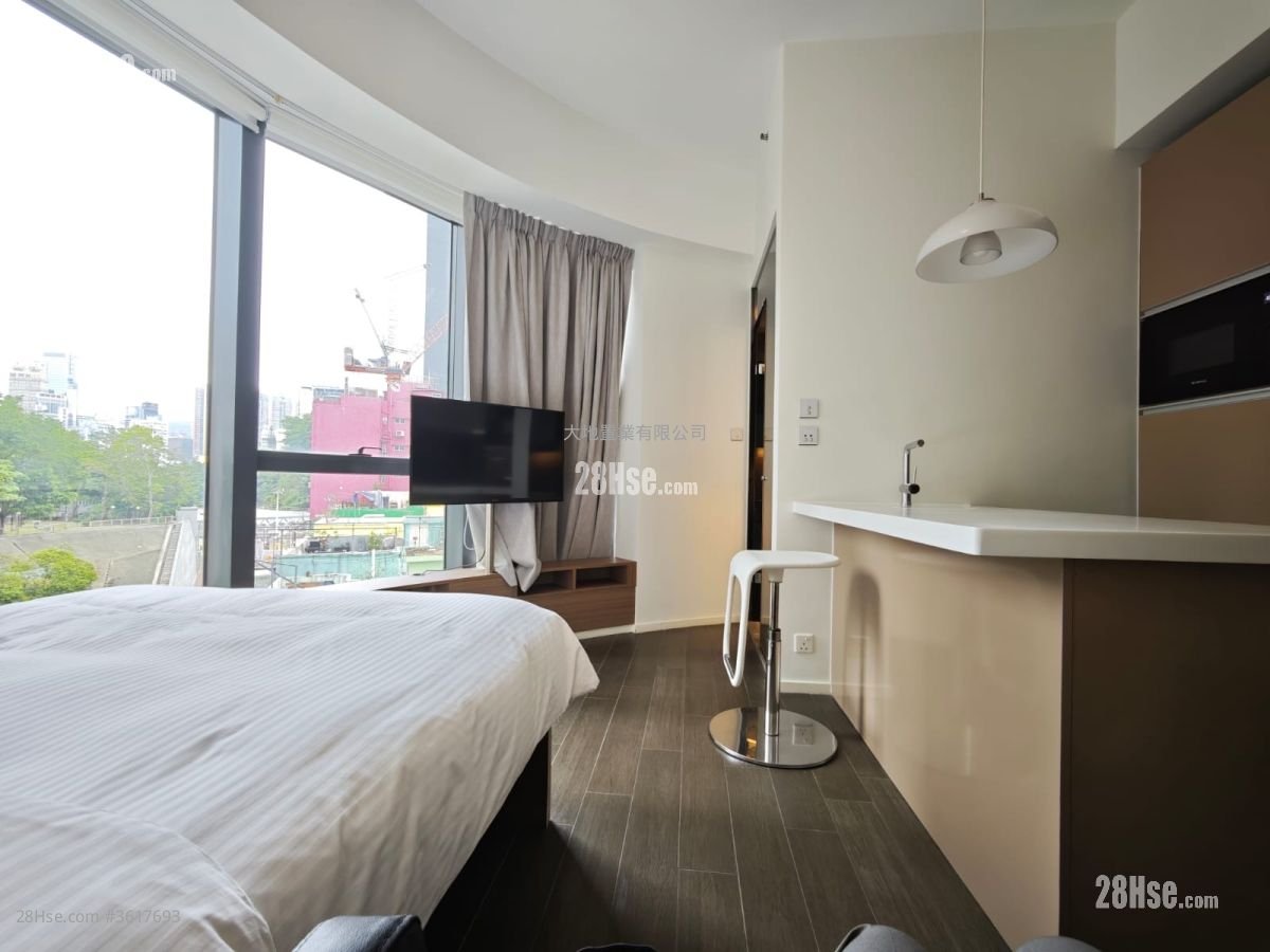 Queen's Cube Rental Studio , 1 Bathroom 297 ft² Queen's Cube Rental Studio , 1 Bathroom 297 ft²