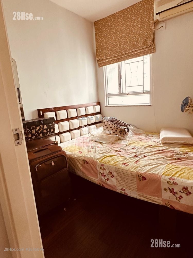 Tsz Oi Court Sell 2 Bedrooms 554 ft² Tsz Oi Court Sell 2 Bedrooms 554 ft²