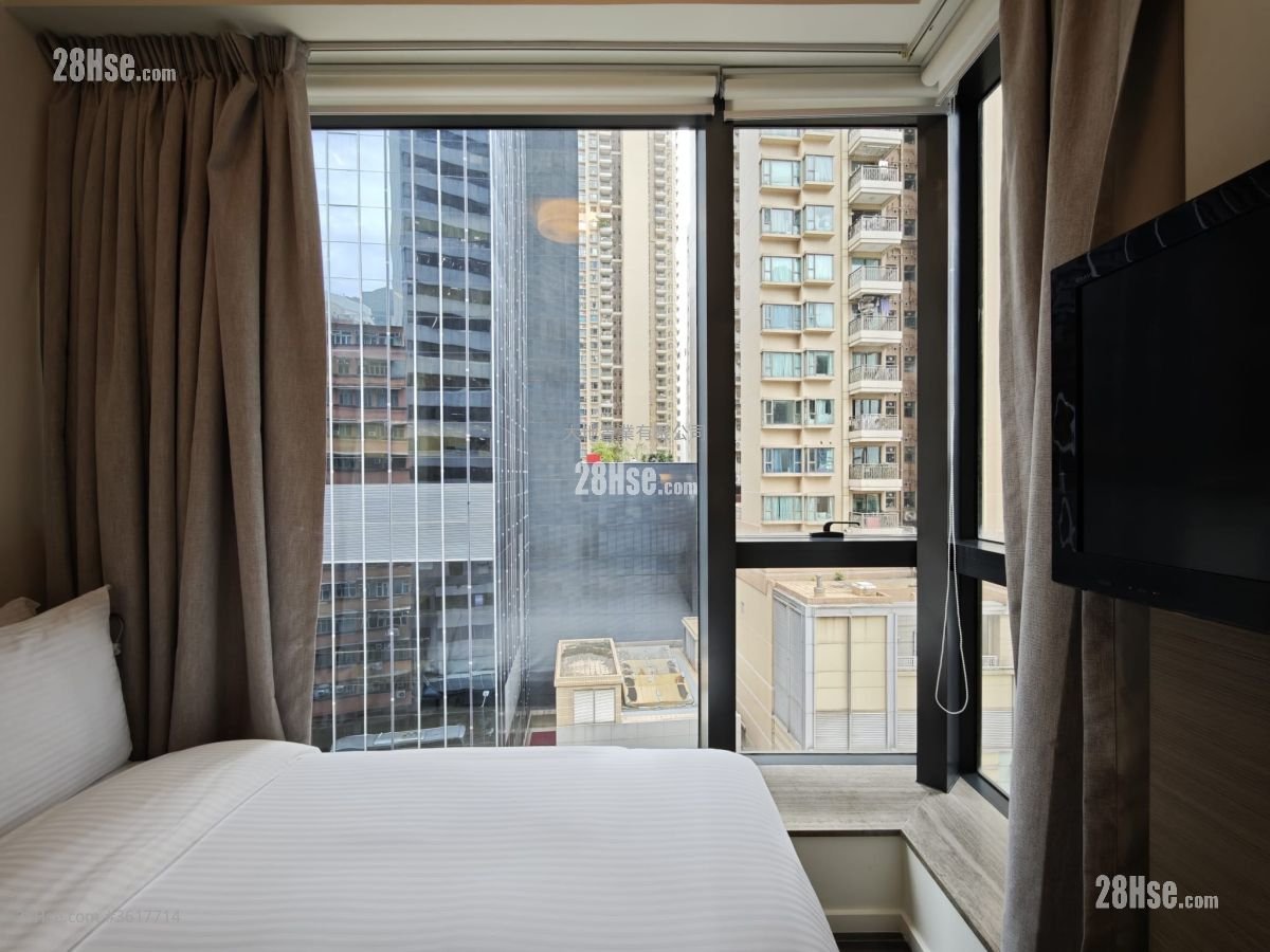 Queen's Cube Rental 1 Bedroom , 1 Bathroom 380 ft² Queen's Cube Rental 1 Bedroom , 1 Bathroom 380 ft²