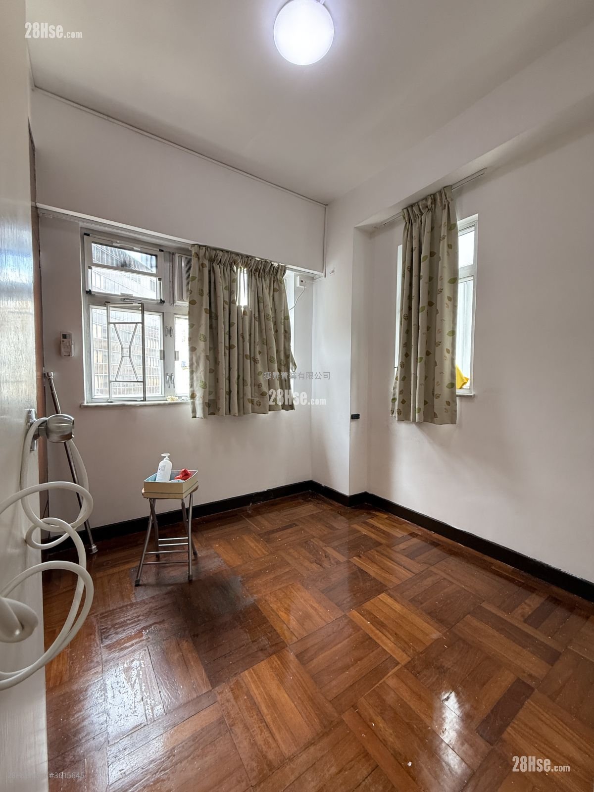 隆基大樓 售盤 2 房 , 1 浴室 312 平方呎 隆基大樓 售盤 2 房 , 1 浴室 312 平方呎