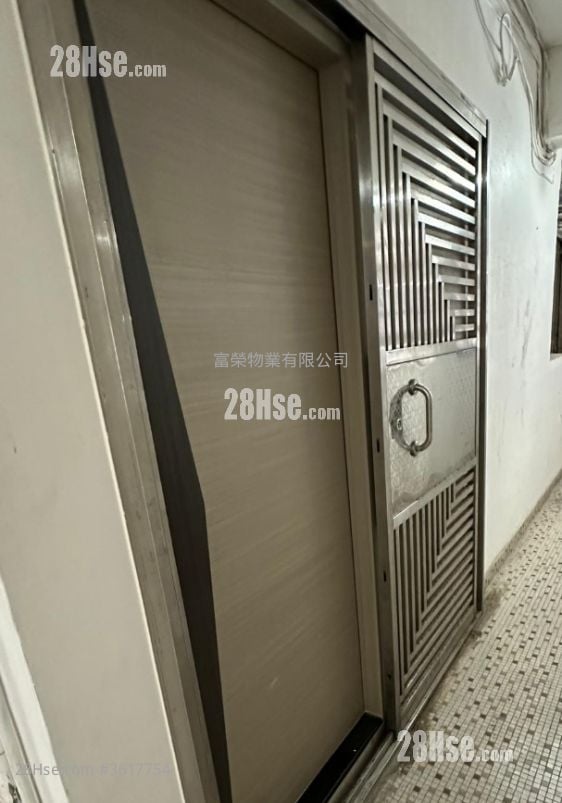 東海大樓 租盤 1 房 , 1 浴室 80 平方呎 東海大樓 租盤 1 房 , 1 浴室 80 平方呎