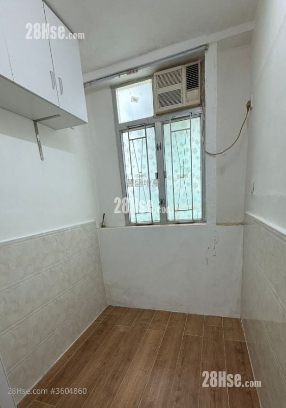 Lung Ma Building Rental 1 Bedroom , 1 Bathroom 150 ft²