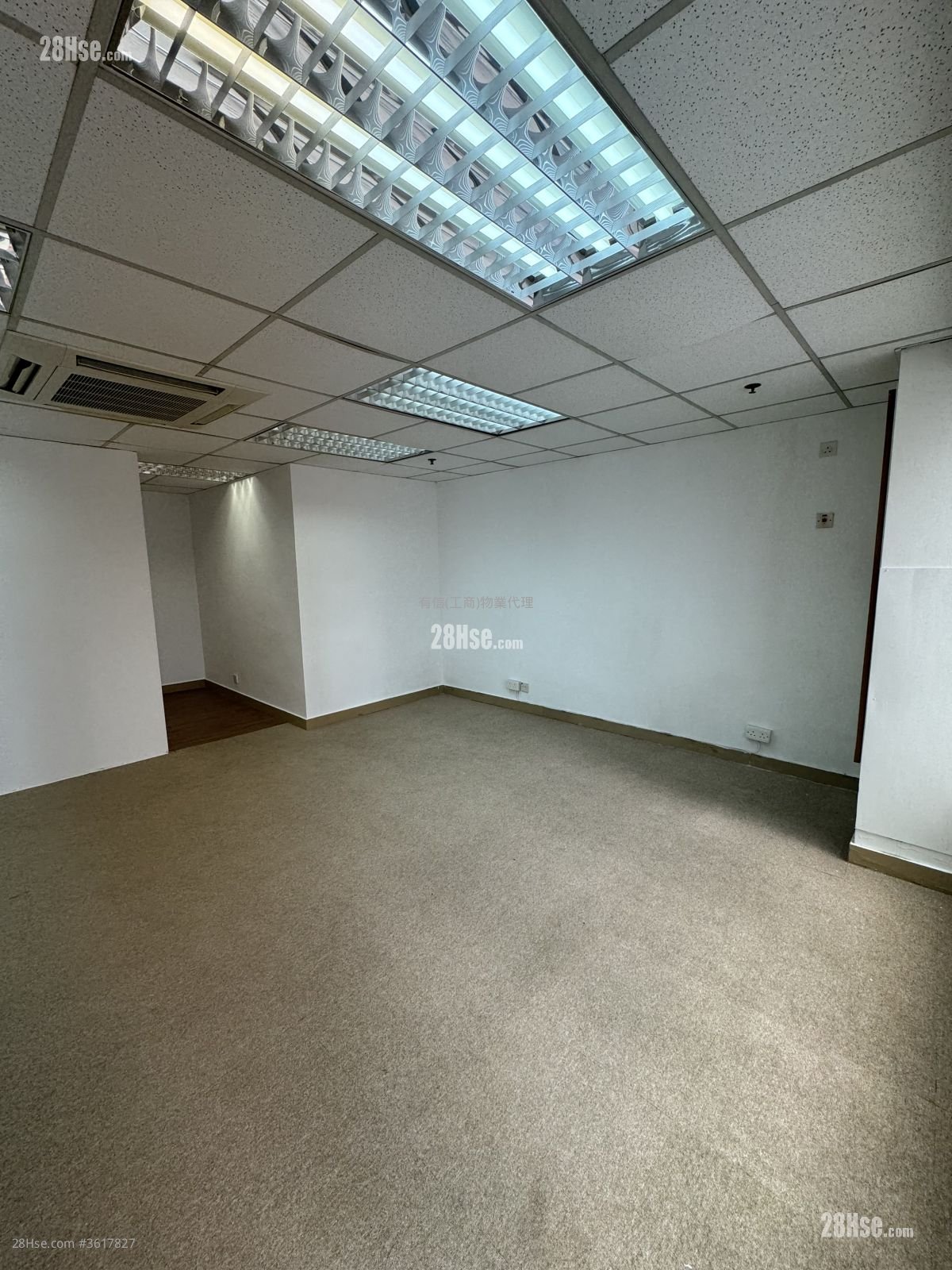 九龍廣場 租盤 367 平方呎 九龍廣場 租盤 367 平方呎