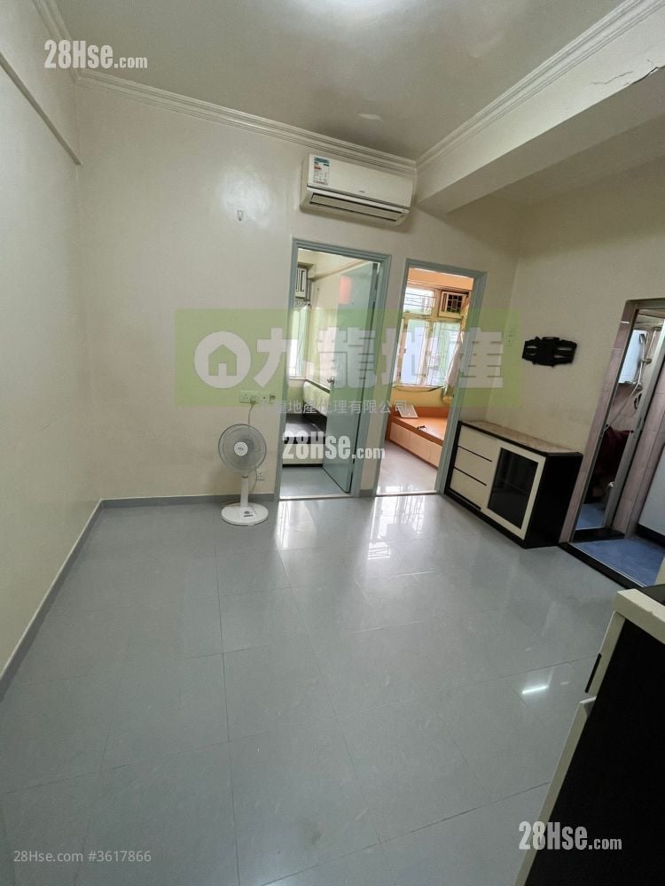 Bao Hua Building Rental 2 Bedrooms , 1 Bathroom 306 ft²