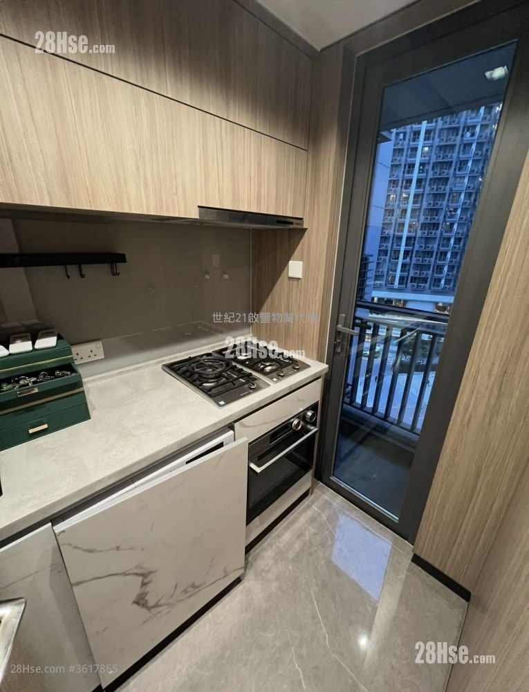Upper River Bank Rental 2 Bedrooms , 1 Bathroom 466 ft² Upper River Bank Rental 2 Bedrooms , 1 Bathroom 466 ft²