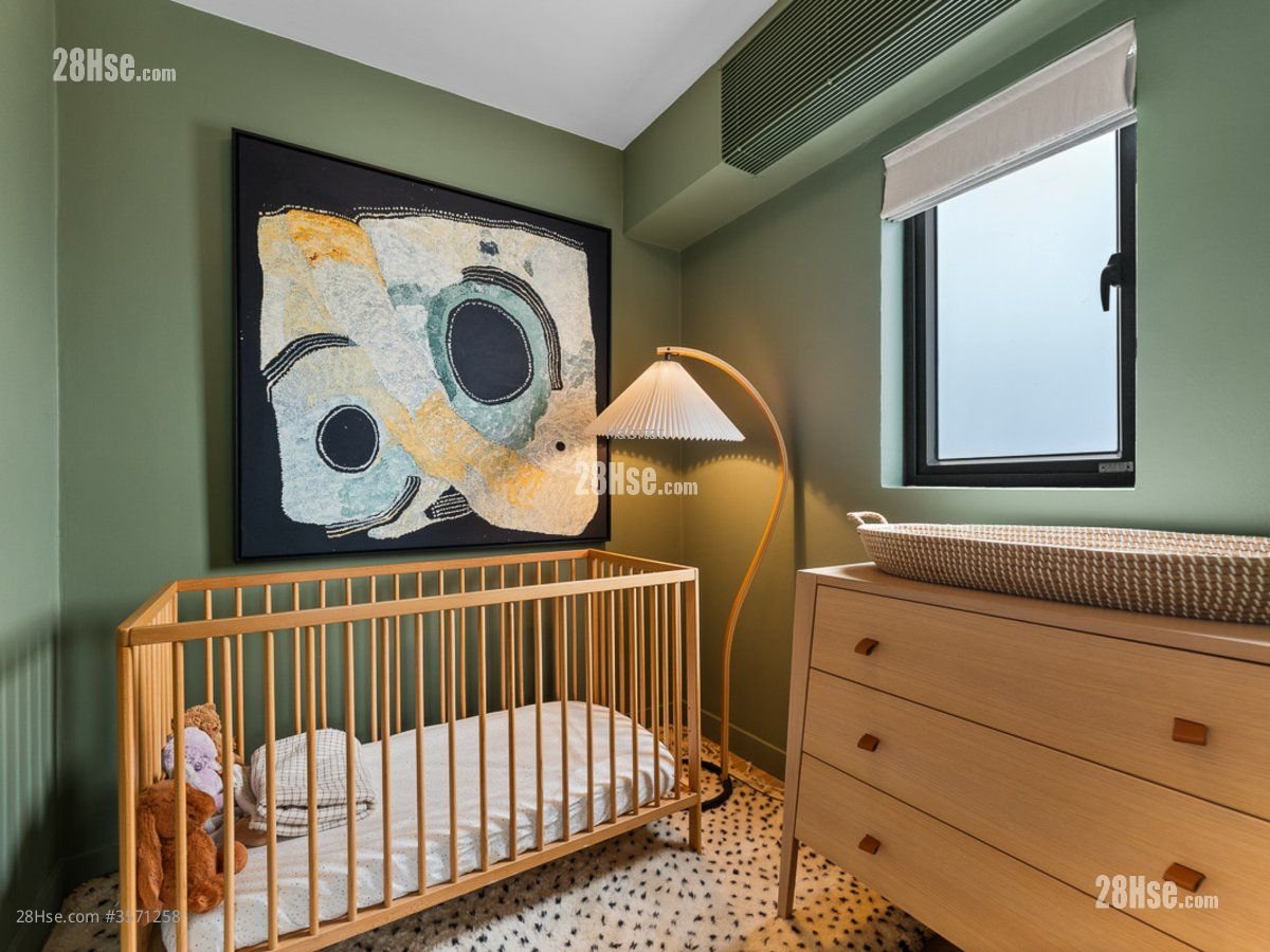 水口 售盤 3 房 , 3 浴室 2,100 平方呎 水口 售盤 3 房 , 3 浴室 2,100 平方呎