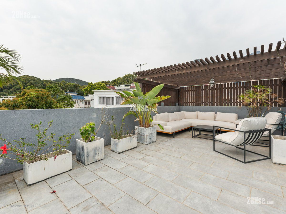 水口 售盤 3 房 , 3 浴室 2,100 平方呎 水口 售盤 3 房 , 3 浴室 2,100 平方呎