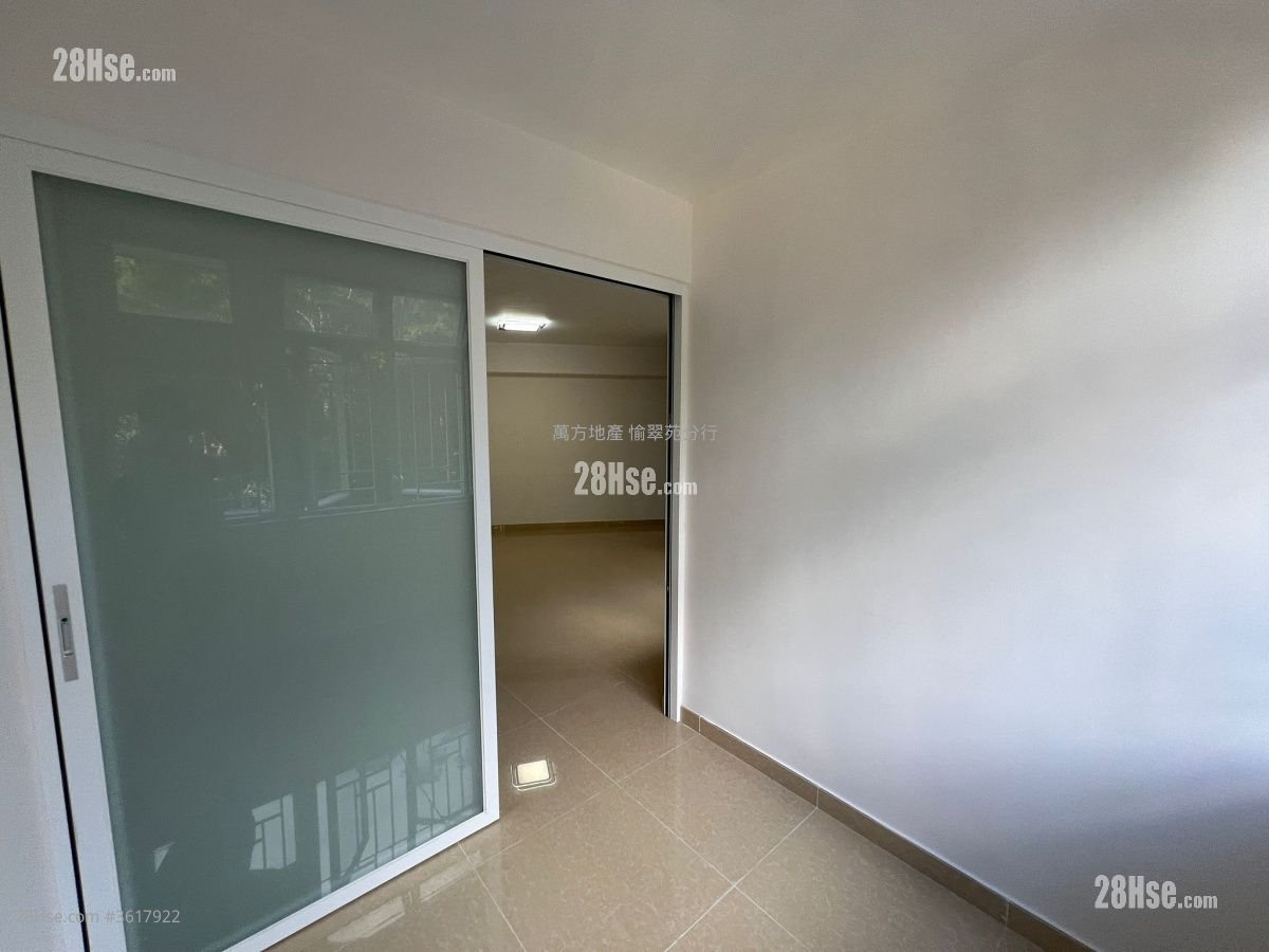 Kwong Yuen Estate Sell 3 Bedrooms , 1 Bathroom 544 ft² Kwong Yuen Estate Sell 3 Bedrooms , 1 Bathroom 544 ft²