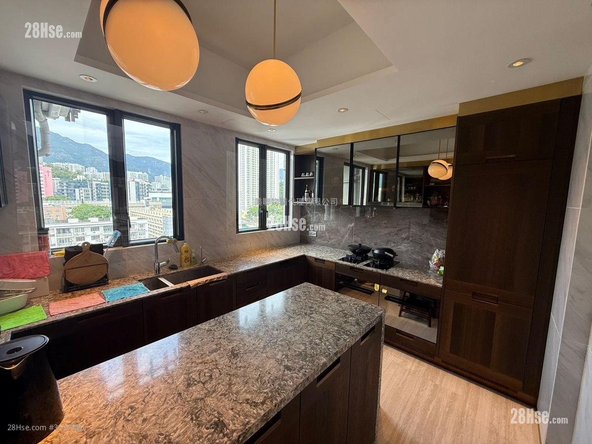 Ayton Rental 3 Bedrooms , 3 Bathrooms 1,188 ft² Ayton Rental 3 Bedrooms , 3 Bathrooms 1,188 ft²
