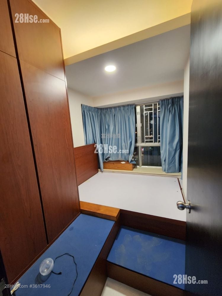 Kellet Court Sell 2 Bedrooms , 1 Bathroom 296 ft² Kellet Court Sell 2 Bedrooms , 1 Bathroom 296 ft²