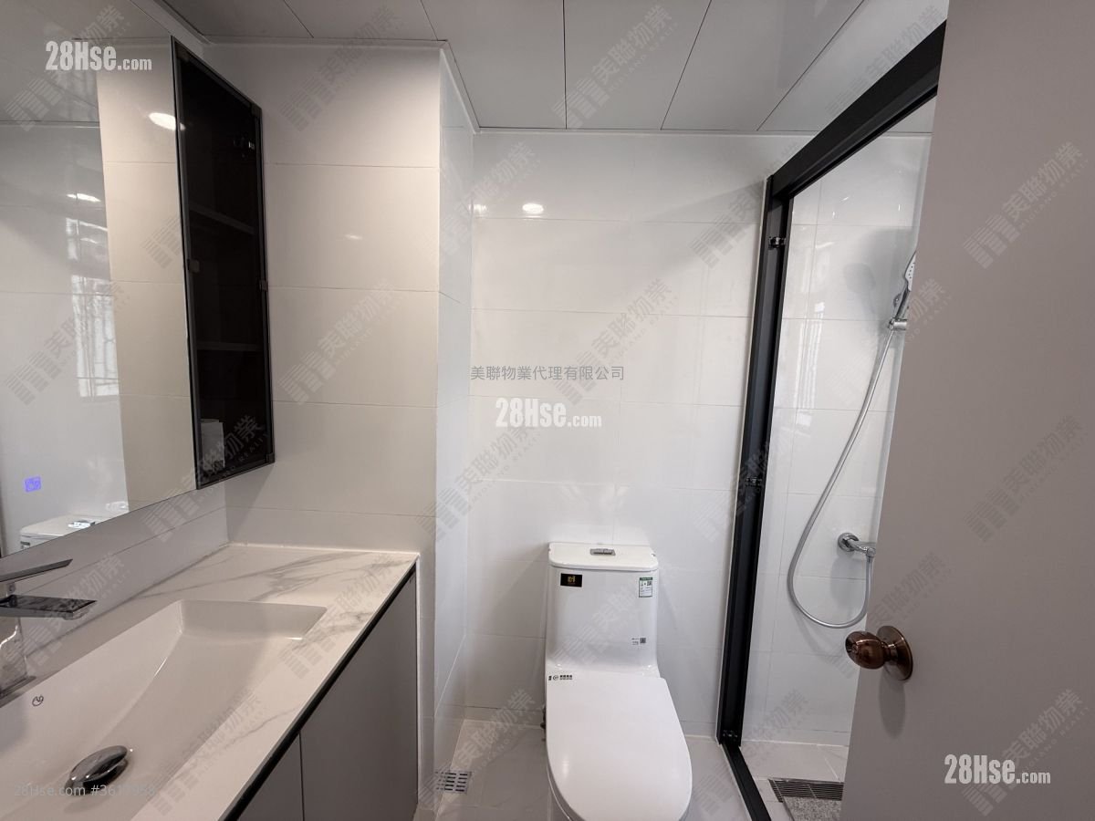 Shatin Plaza Sell 3 Bedrooms , 2 Bathrooms 836 ft² Shatin Plaza Sell 3 Bedrooms , 2 Bathrooms 836 ft²