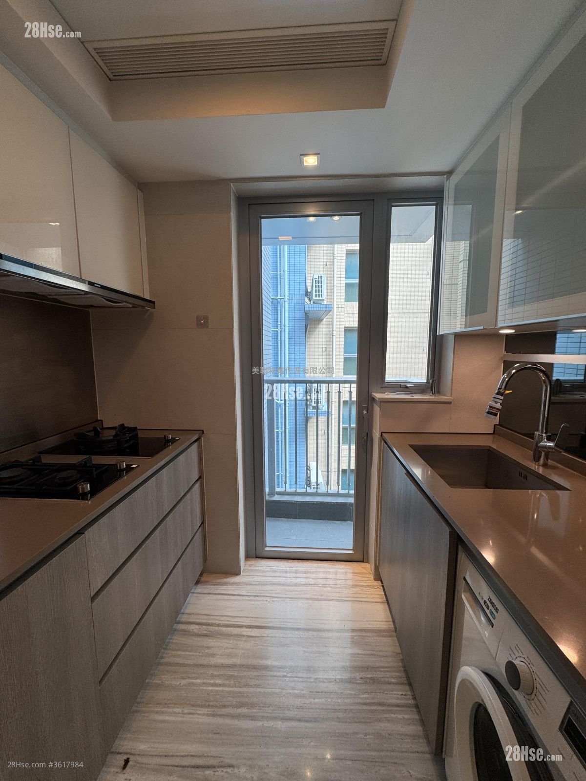 峻峦 租盘 583 平方尺 峻峦 租盘 583 平方尺