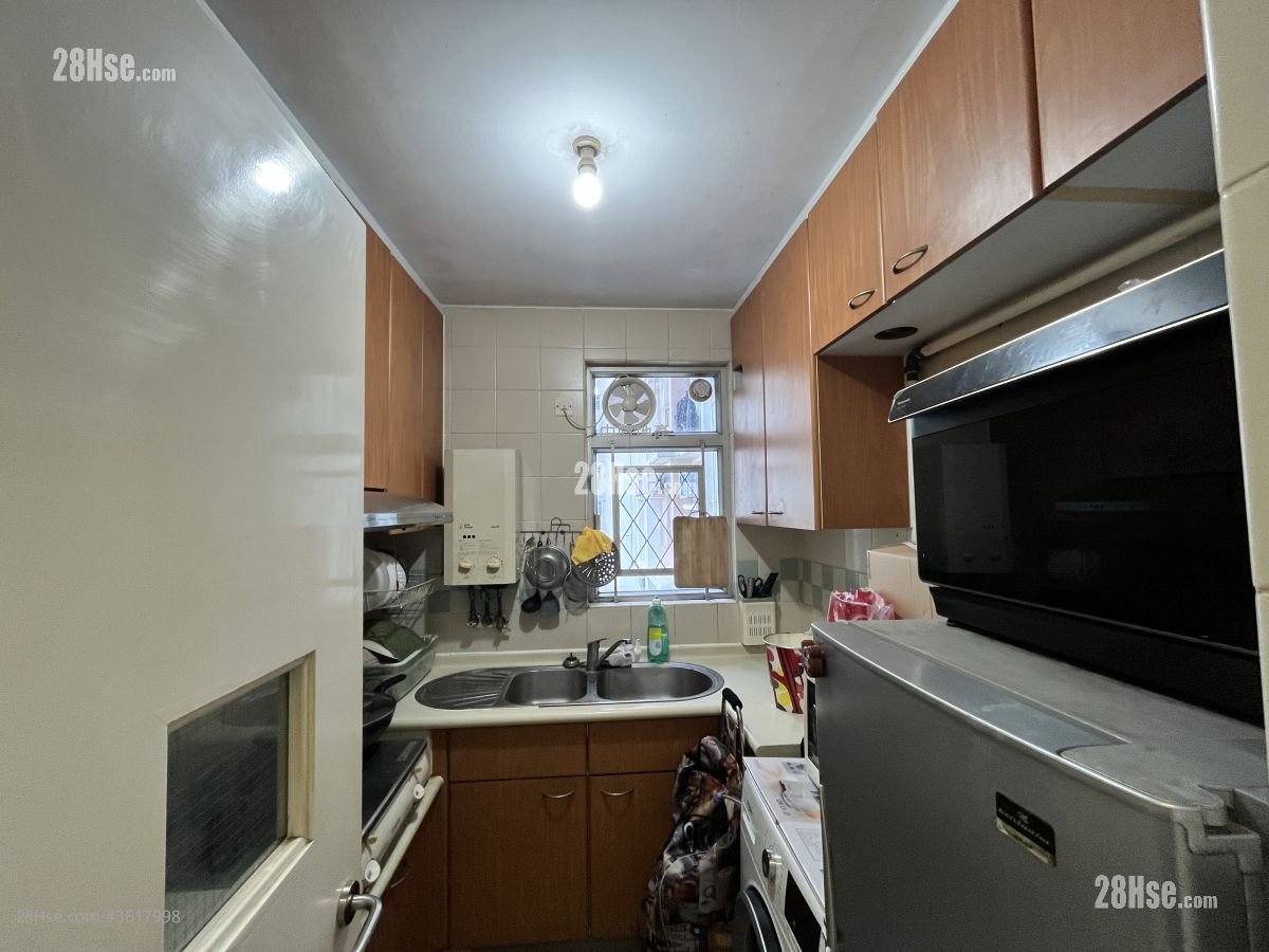 Tin Fu Court Sell 3 Bedrooms 650 ft² Tin Fu Court Sell 3 Bedrooms 650 ft²