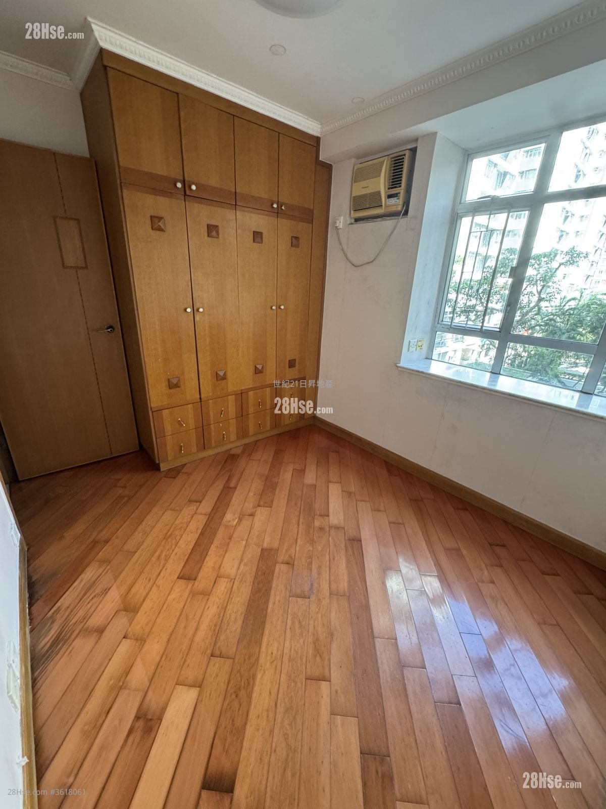 City Garden Sell 3 Bedrooms , 2 Bathrooms 1,029 ft² City Garden Sell 3 Bedrooms , 2 Bathrooms 1,029 ft²