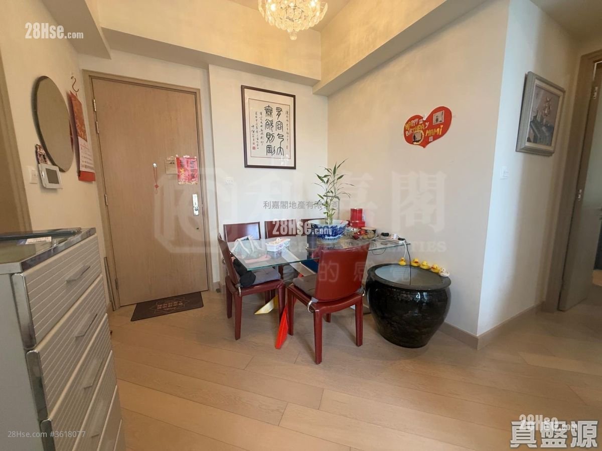 Babington Hill Sell 2 Bedrooms 615 ft² Babington Hill Sell 2 Bedrooms 615 ft²