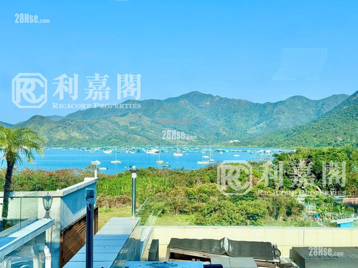 西徑村 售盤 4 房 , 2 浴室 2,100 平方呎 西徑村 售盤 4 房 , 2 浴室 2,100 平方呎