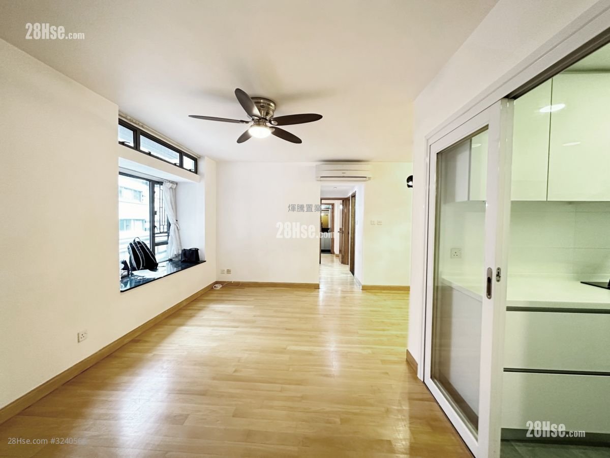 Hollywood Terrace Rental 3 Bedrooms , 2 Bathrooms 733 ft² Hollywood Terrace Rental 3 Bedrooms , 2 Bathrooms 733 ft²