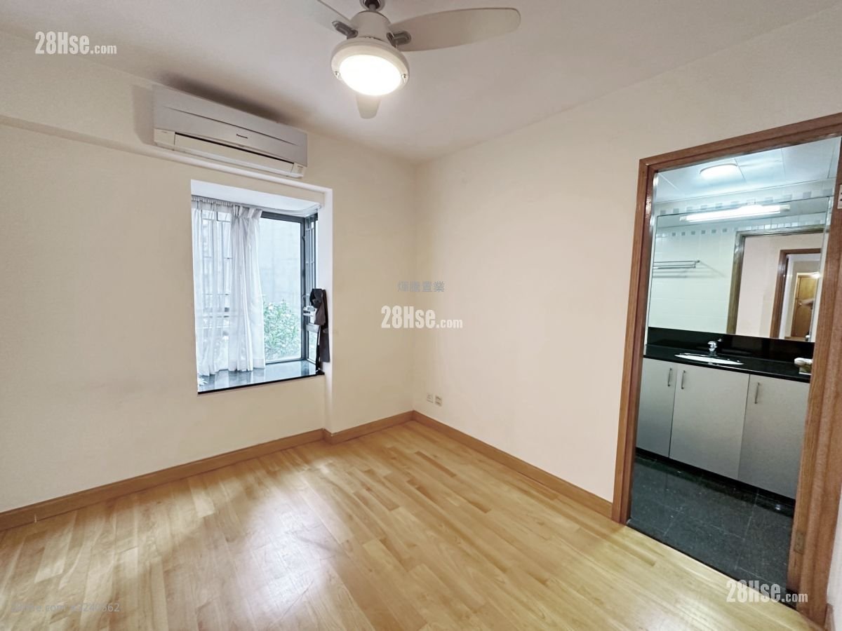 Hollywood Terrace Rental 3 Bedrooms , 2 Bathrooms 733 ft² Hollywood Terrace Rental 3 Bedrooms , 2 Bathrooms 733 ft²