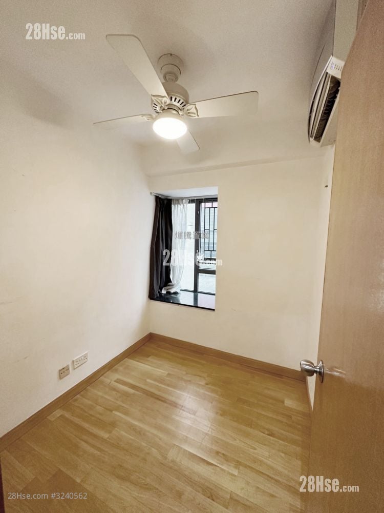 Hollywood Terrace Rental 3 Bedrooms , 2 Bathrooms 733 ft² Hollywood Terrace Rental 3 Bedrooms , 2 Bathrooms 733 ft²