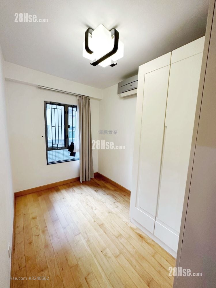 Hollywood Terrace Rental 3 Bedrooms , 2 Bathrooms 733 ft² Hollywood Terrace Rental 3 Bedrooms , 2 Bathrooms 733 ft²