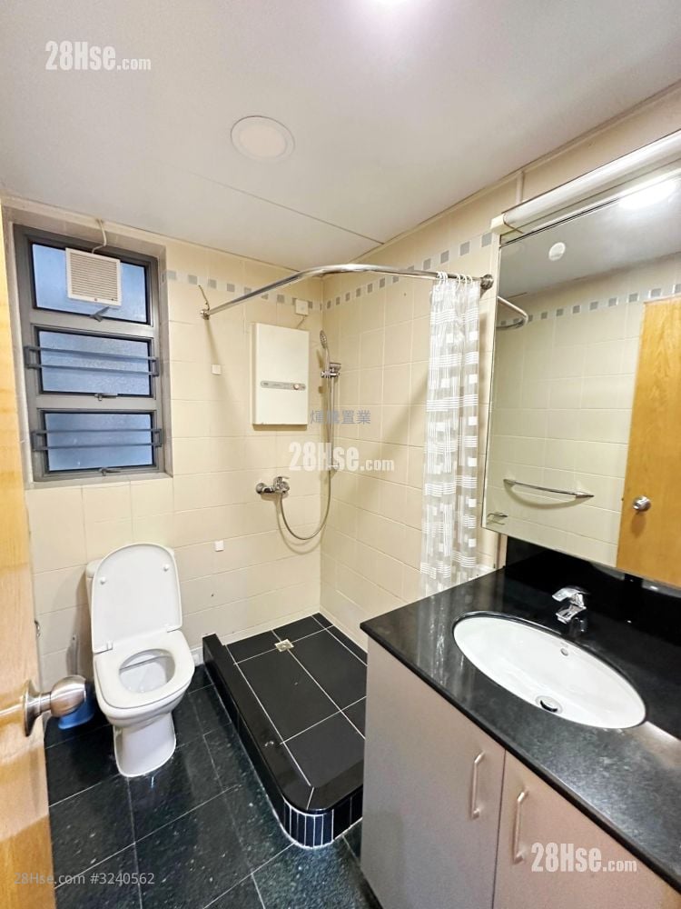 Hollywood Terrace Rental 3 Bedrooms , 2 Bathrooms 733 ft² Hollywood Terrace Rental 3 Bedrooms , 2 Bathrooms 733 ft²