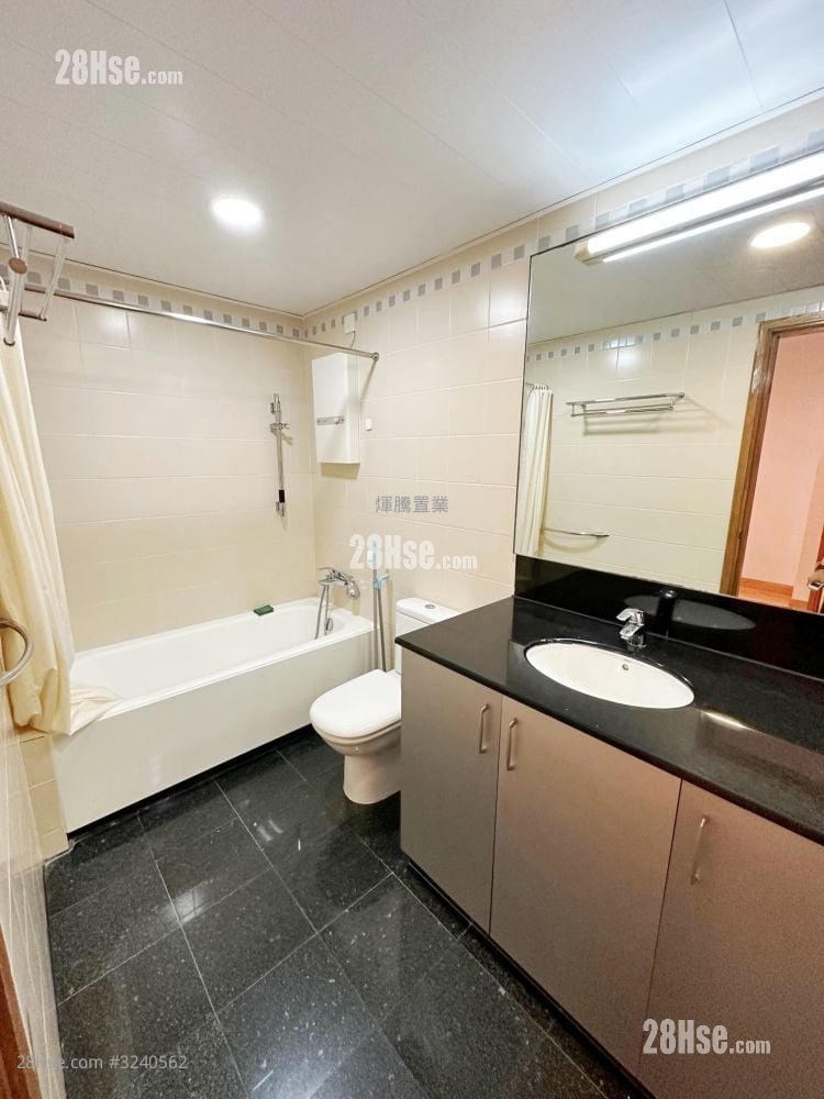 Hollywood Terrace Rental 3 Bedrooms , 2 Bathrooms 733 ft² Hollywood Terrace Rental 3 Bedrooms , 2 Bathrooms 733 ft²