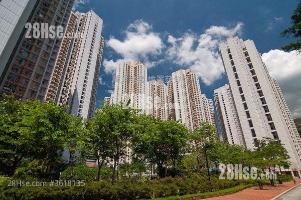 Yu Chui Court Sell 3 Bedrooms , 2 Bathrooms 650 ft² Yu Chui Court Sell 3 Bedrooms , 2 Bathrooms 650 ft²