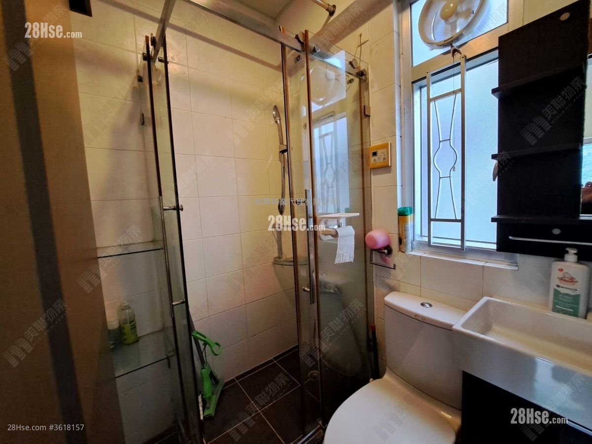 Tsuen Kam Centre Rental 375 ft² Tsuen Kam Centre Rental 375 ft²