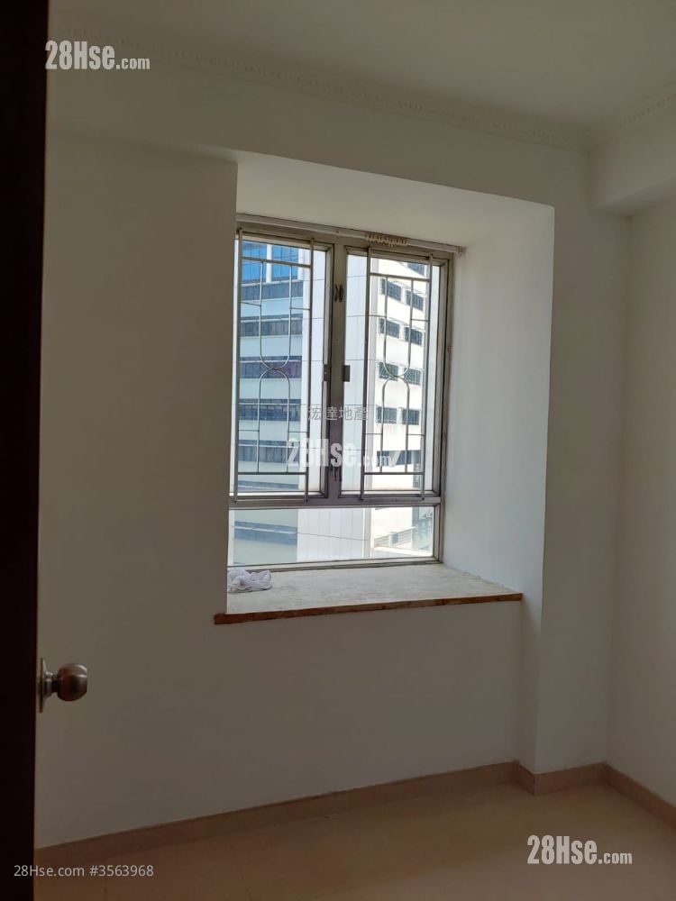 康辉大厦 租盘 2 房 , 1 浴室 210 平方尺 康辉大厦 租盘 2 房 , 1 浴室 210 平方尺