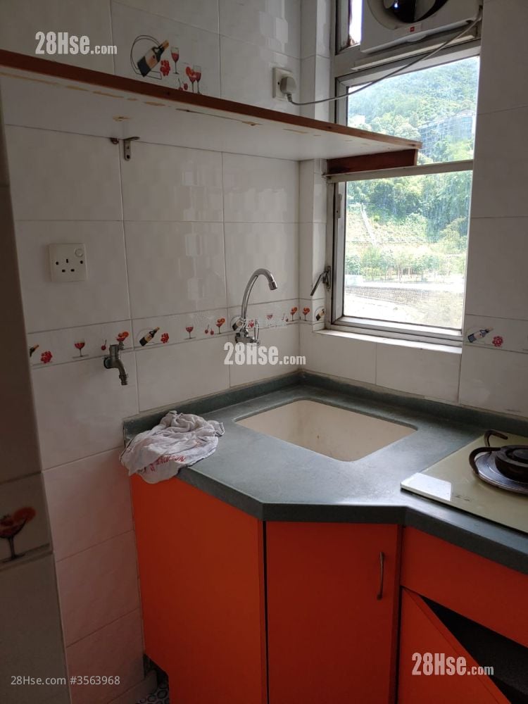 康辉大厦 租盘 2 房 , 1 浴室 210 平方尺 康辉大厦 租盘 2 房 , 1 浴室 210 平方尺