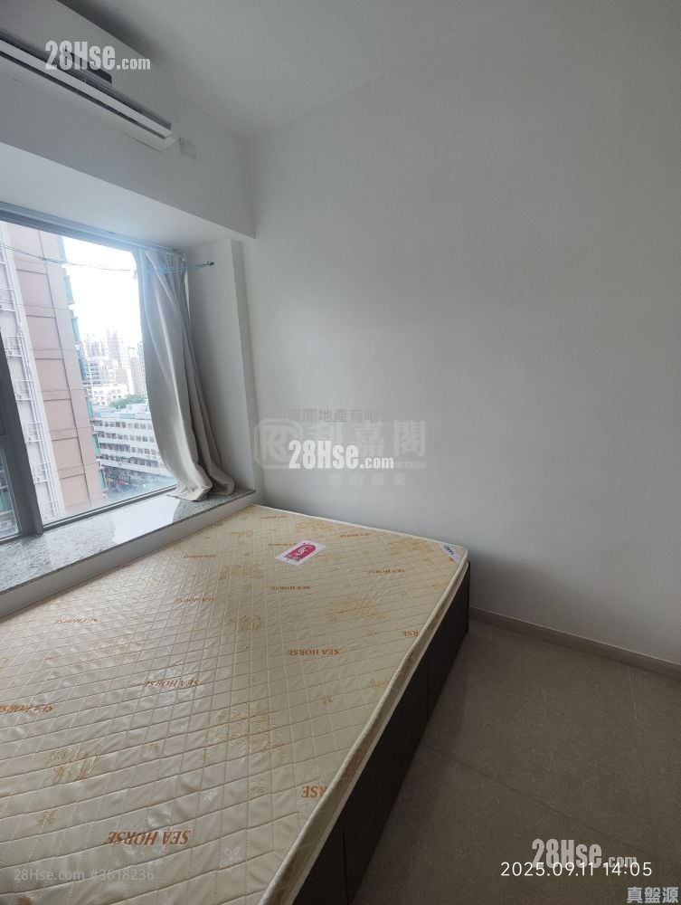 Yuccie Square Sell 2 Bedrooms , 1 Bathroom 429 ft² Yuccie Square Sell 2 Bedrooms , 1 Bathroom 429 ft²