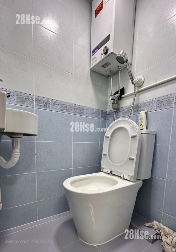 On Keung Building Rental Studio , 1 Bathroom 100 ft² On Keung Building Rental Studio , 1 Bathroom 100 ft²