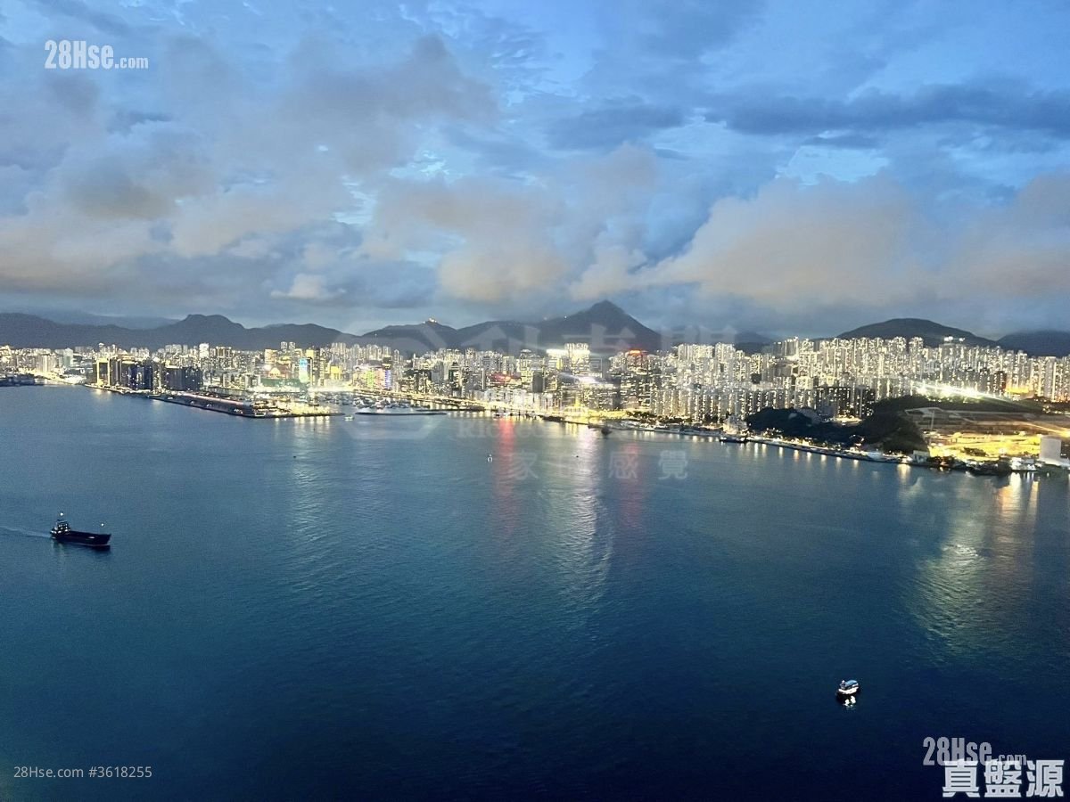 Grand Promenade Sell 3 Bedrooms , 2 Bathrooms 1,129 ft² Grand Promenade Sell 3 Bedrooms , 2 Bathrooms 1,129 ft²