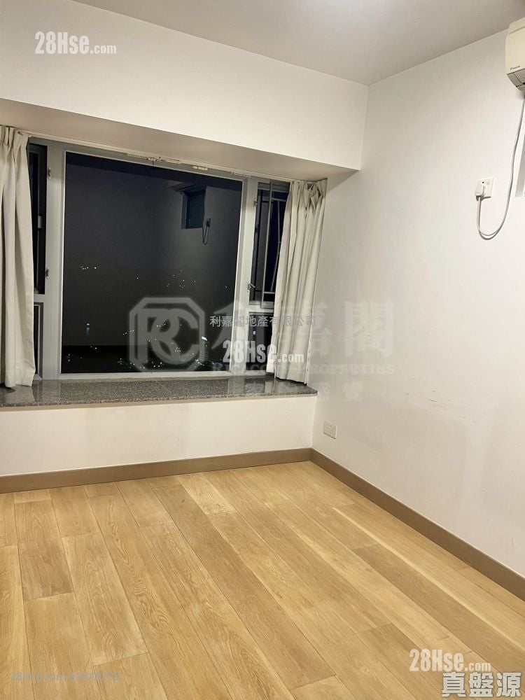 Grand Promenade Sell 3 Bedrooms , 2 Bathrooms 1,129 ft² Grand Promenade Sell 3 Bedrooms , 2 Bathrooms 1,129 ft²