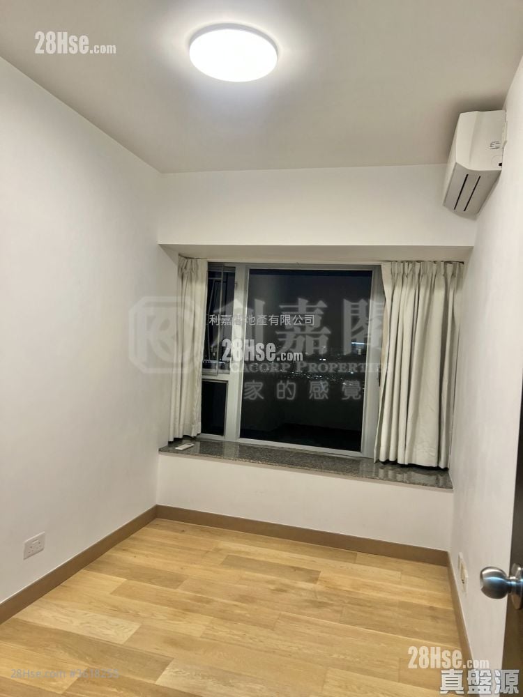 Grand Promenade Sell 3 Bedrooms , 2 Bathrooms 1,129 ft² Grand Promenade Sell 3 Bedrooms , 2 Bathrooms 1,129 ft²