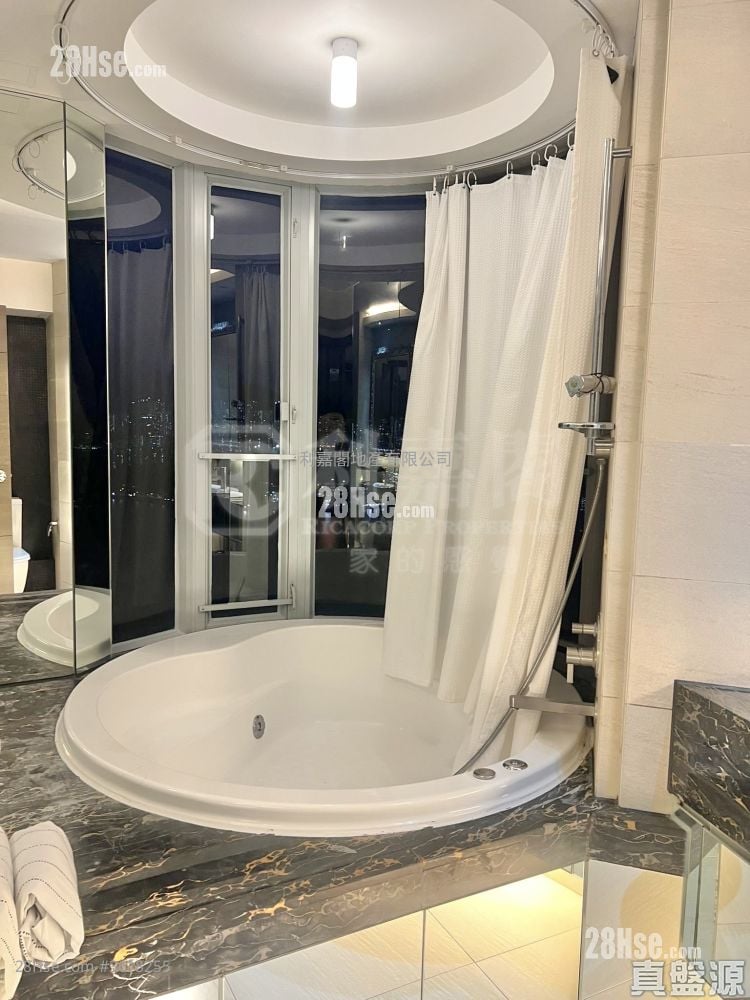 Grand Promenade Sell 3 Bedrooms , 2 Bathrooms 1,129 ft² Grand Promenade Sell 3 Bedrooms , 2 Bathrooms 1,129 ft²