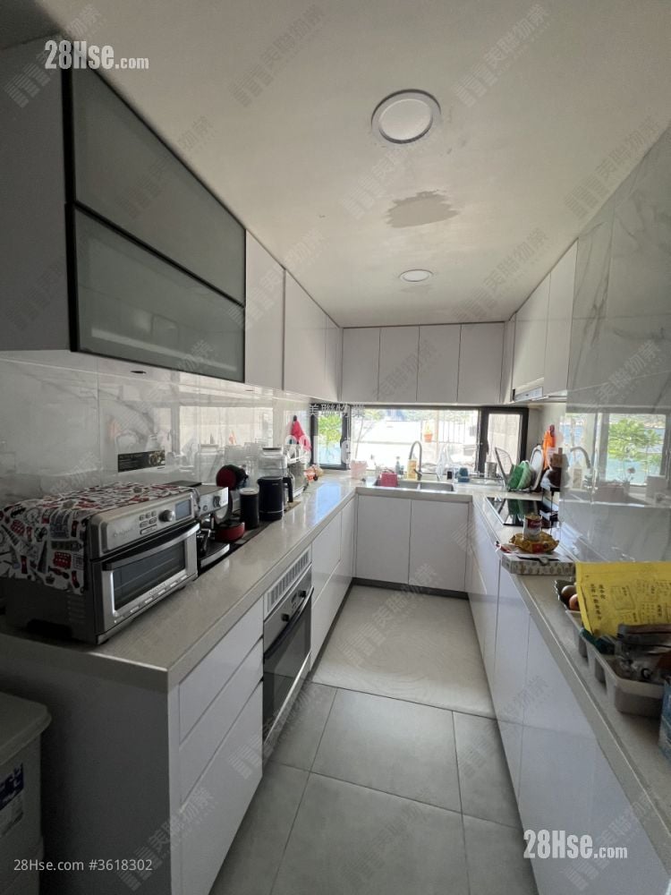 Royal Dragon Villa Sell 3 Bedrooms , 3 Bathrooms 1,760 ft² Royal Dragon Villa Sell 3 Bedrooms , 3 Bathrooms 1,760 ft²