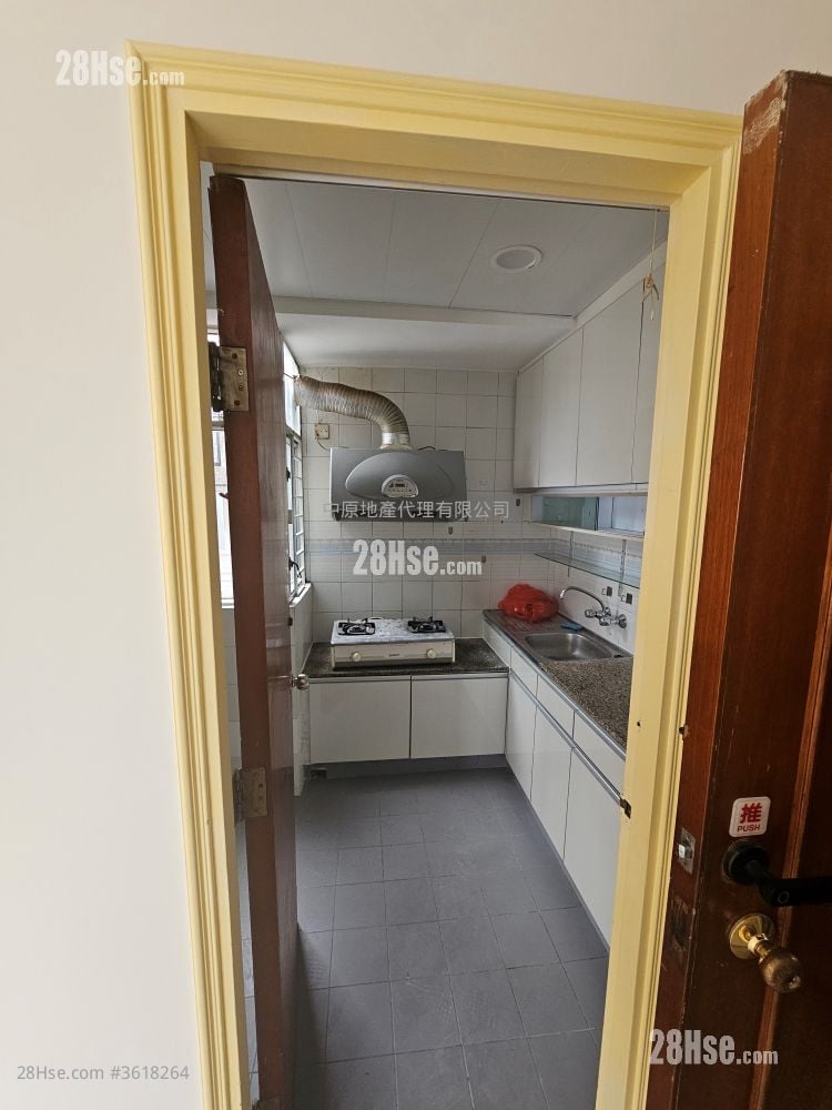 Metropolis Plaza Sell 2 Bedrooms , 1 Bathroom 479 ft² Metropolis Plaza Sell 2 Bedrooms , 1 Bathroom 479 ft²