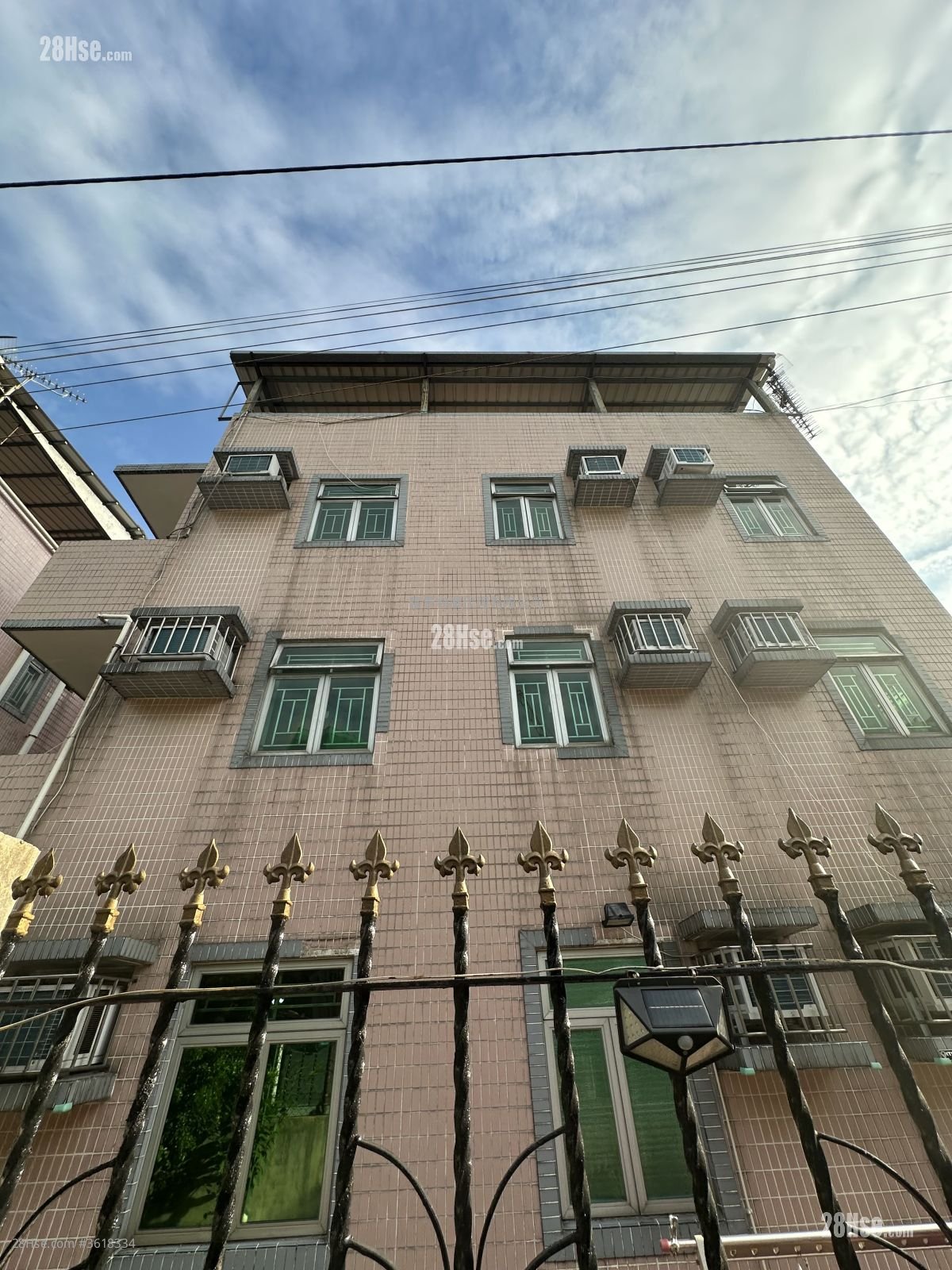 村屋 租盤 3 房 , 1 浴室 653 平方呎 村屋 租盤 3 房 , 1 浴室 653 平方呎
