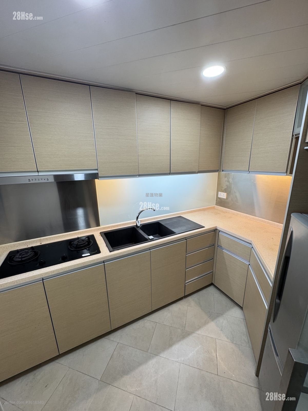 黃埔花園 售盤 3 房 , 2 浴室 833 平方呎 黃埔花園 售盤 3 房 , 2 浴室 833 平方呎