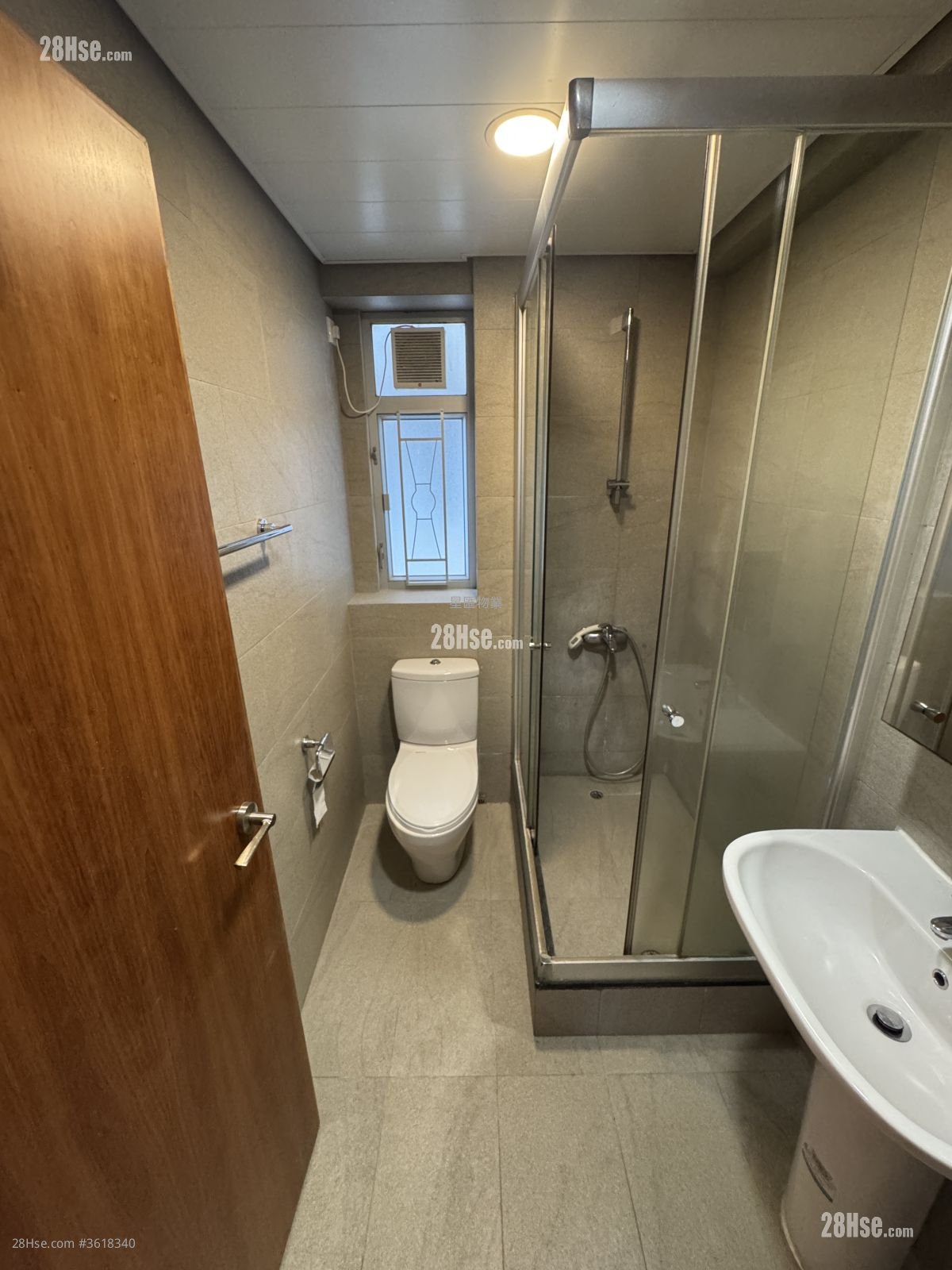 黃埔花園 售盤 3 房 , 2 浴室 833 平方呎 黃埔花園 售盤 3 房 , 2 浴室 833 平方呎