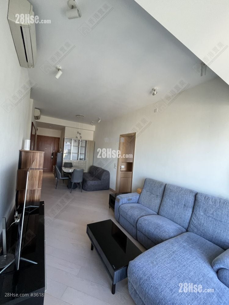 living room: The Masterpiece Sell 1 Bedroom , 2 Bathrooms 816 ft² living room: The Masterpiece Sell 1 Bedroom , 2 Bathrooms 816 ft²