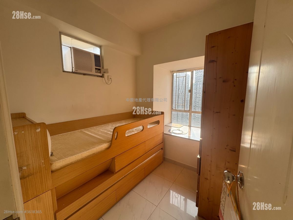 Tai Po Centre Rental 379 ft² Tai Po Centre Rental 379 ft²