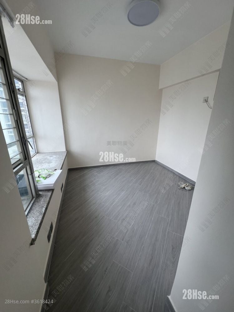 Kingswood Villas Rental 3 Bedrooms , 2 Bathrooms 630 ft² Kingswood Villas Rental 3 Bedrooms , 2 Bathrooms 630 ft²