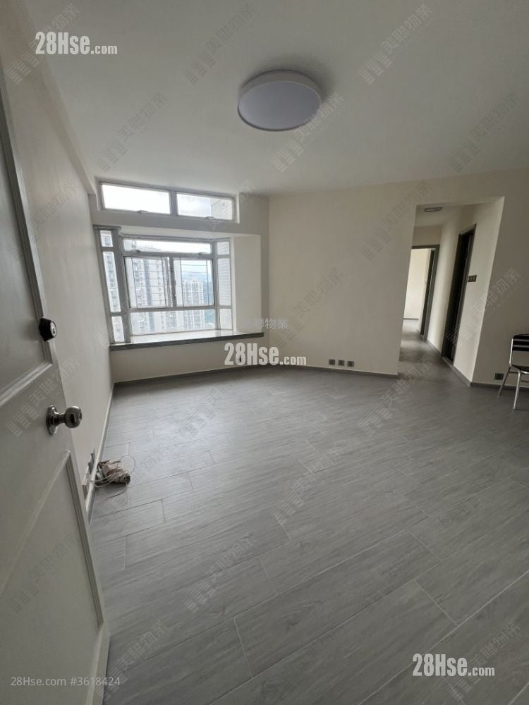 Kingswood Villas Rental 3 Bedrooms , 2 Bathrooms 630 ft² Kingswood Villas Rental 3 Bedrooms , 2 Bathrooms 630 ft²