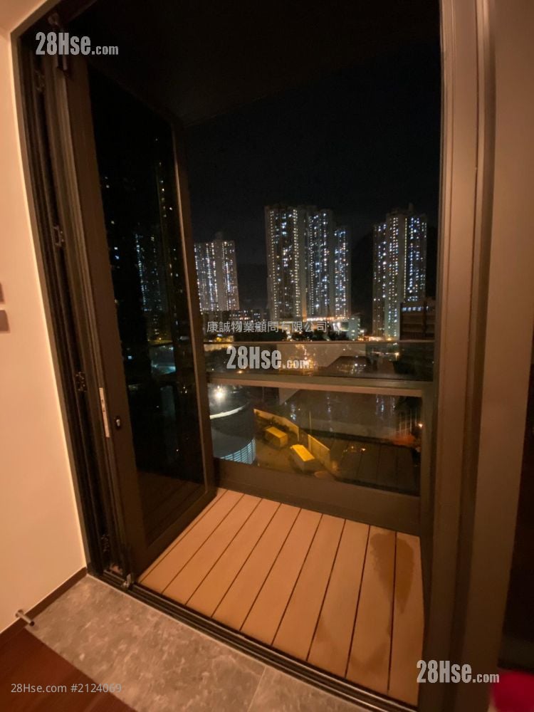 Maya Rental 2 Bedrooms , 1 Bathroom 495 ft² Maya Rental 2 Bedrooms , 1 Bathroom 495 ft²