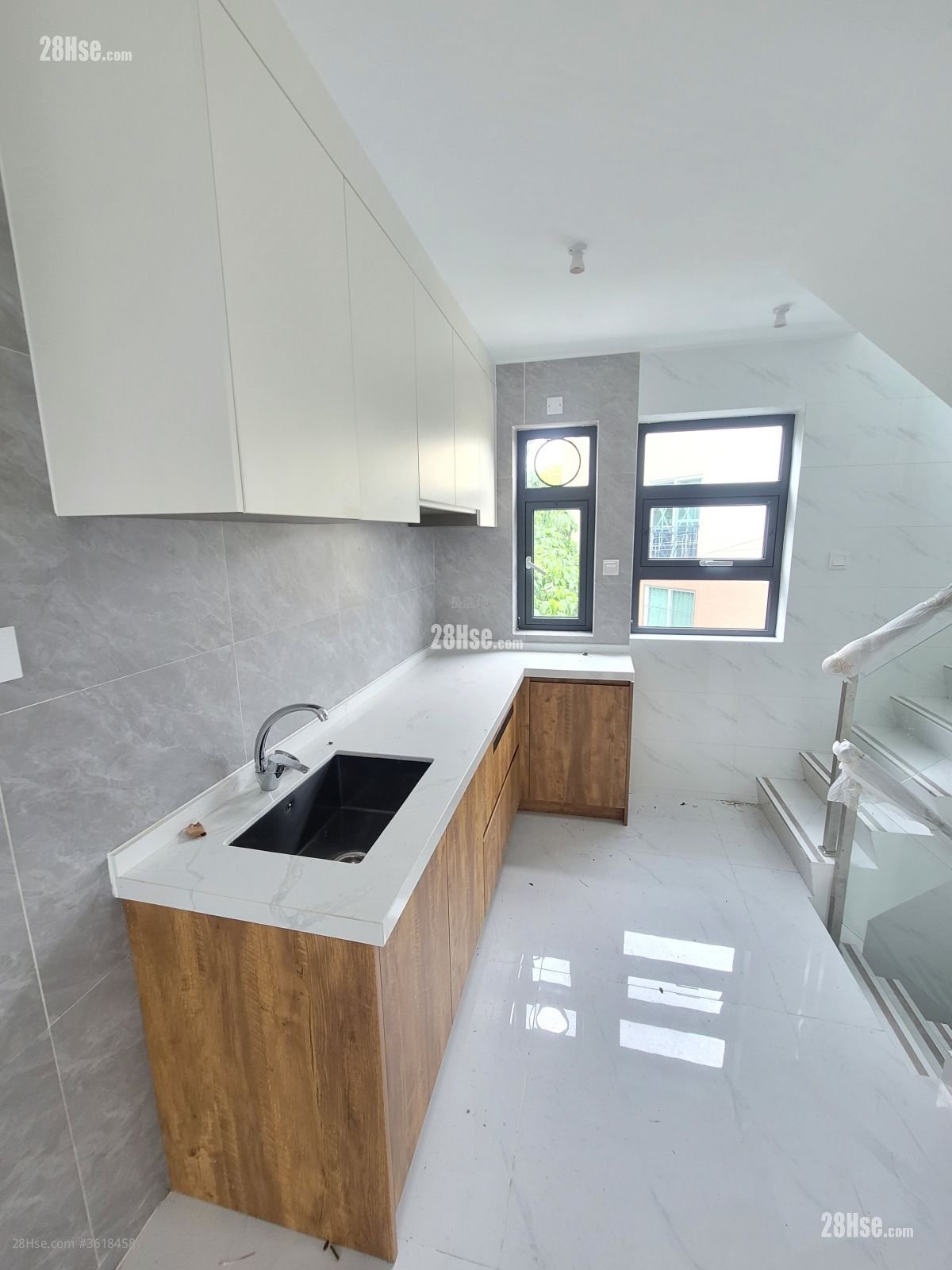 Village Sell 1 Bedroom , 1 Bathroom 690 ft² Village Sell 1 Bedroom , 1 Bathroom 690 ft²