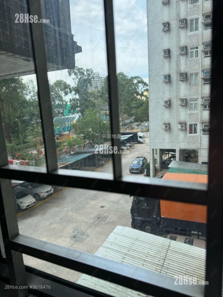 Wing Fok Centre Sell 3 Bedrooms 589 ft² Wing Fok Centre Sell 3 Bedrooms 589 ft²