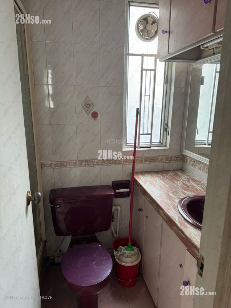 Wing Fok Centre Sell 3 Bedrooms 589 ft² Wing Fok Centre Sell 3 Bedrooms 589 ft²
